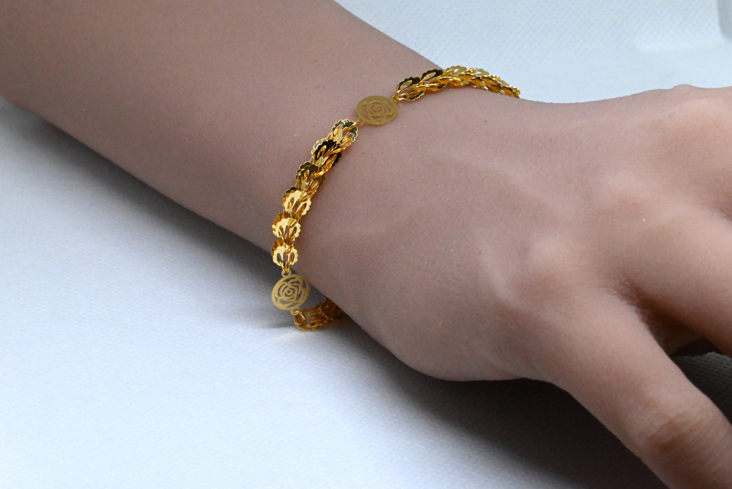 21 karat gold bracelet