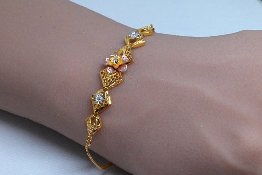 21k Gold Bracelet Diamond Style