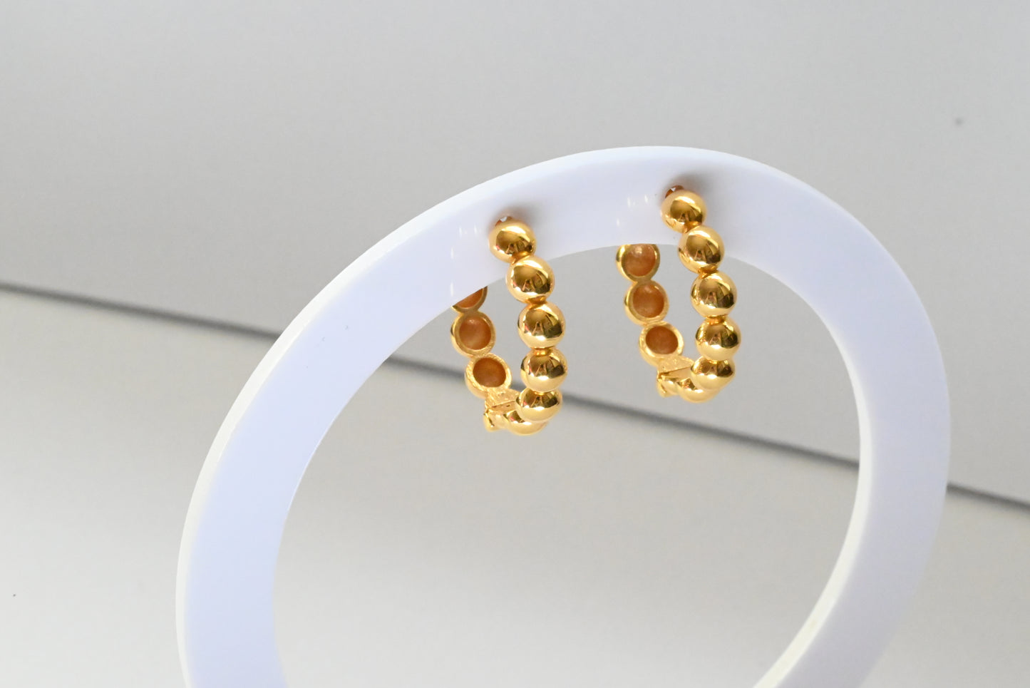 21k Hoop Earrings Round Bubble Shape