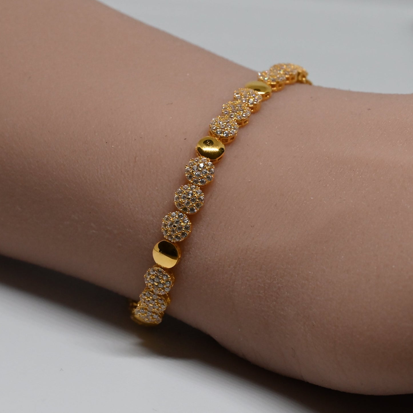 21K Bracelet With Zircon Crystal