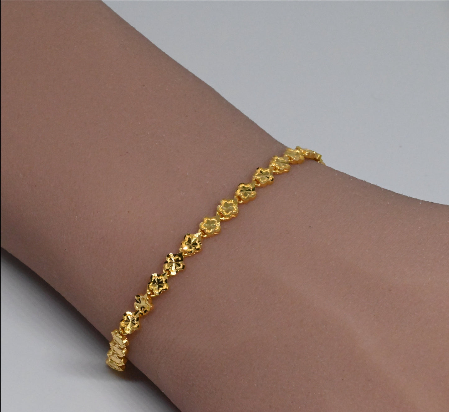 21K Solid Flower Bracelet