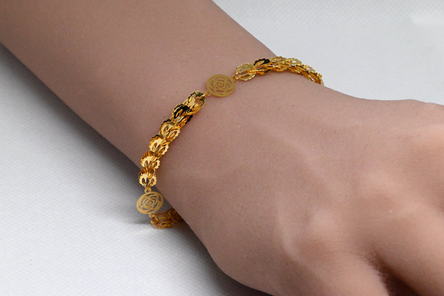 21k Genuine Gold Flower Chained Bracelet