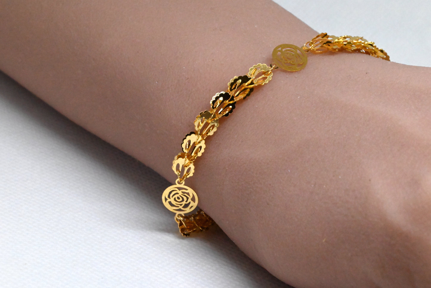 21k Genuine Gold Flower Chained Bracelet