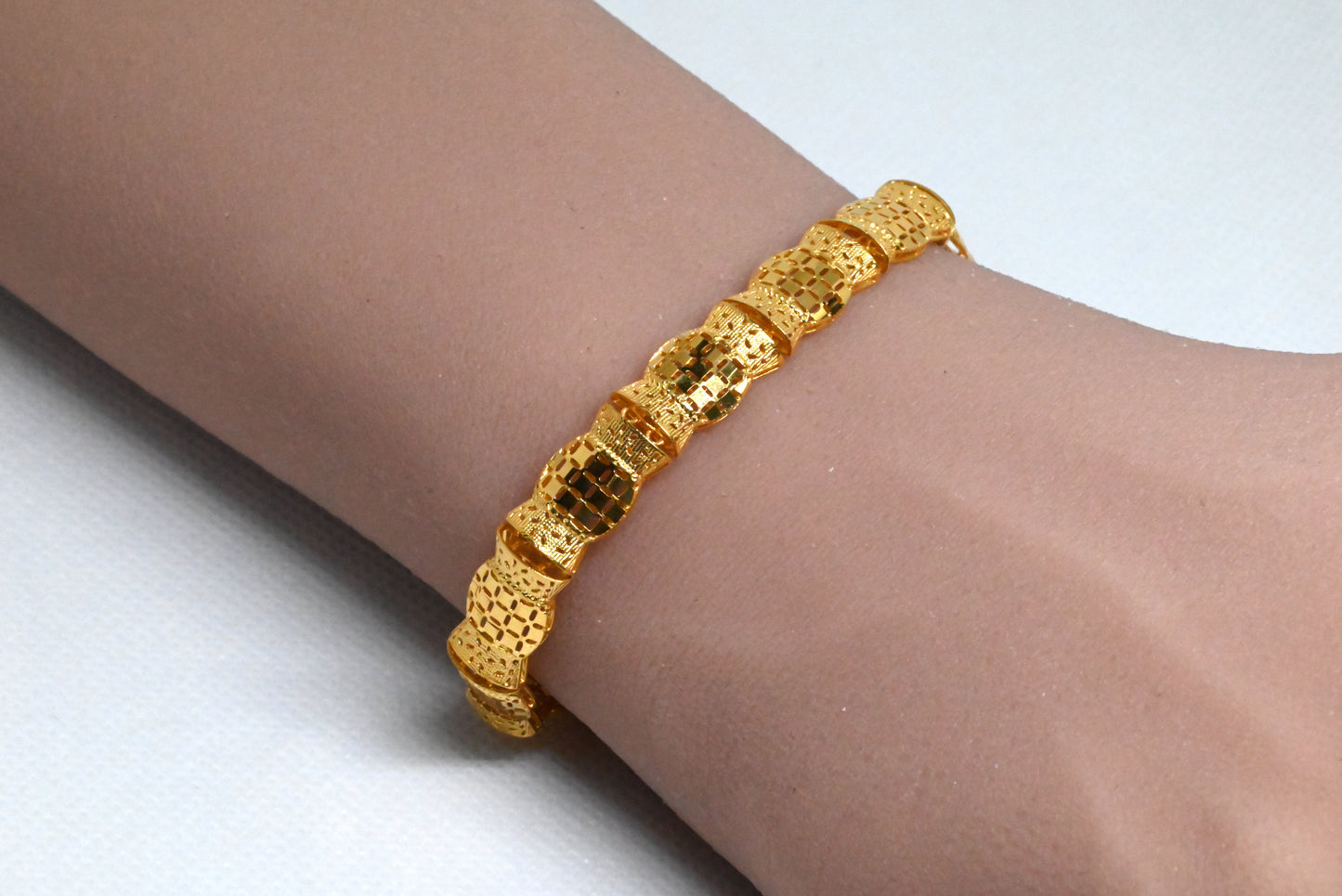 21K Gold Classical Design Bracelet