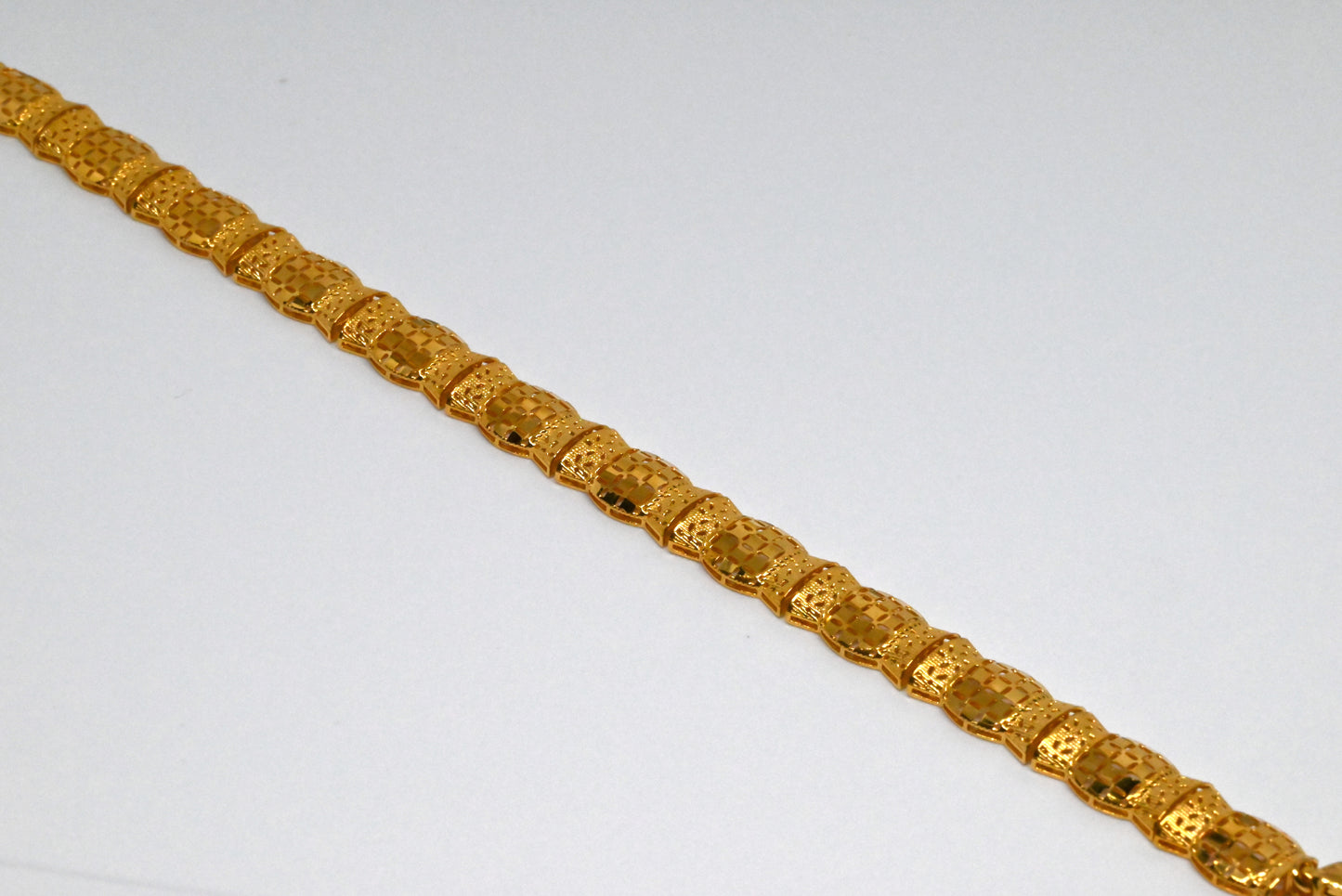 21K Gold Classical Design Bracelet