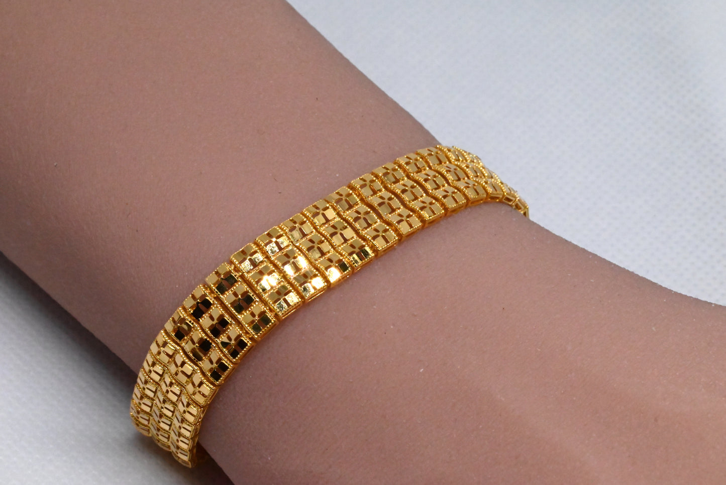 21K Gold Link Chain Bracelet