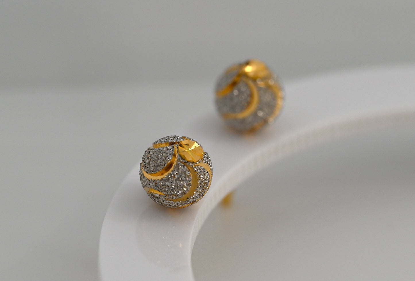 21K Ball Stripe Earrings