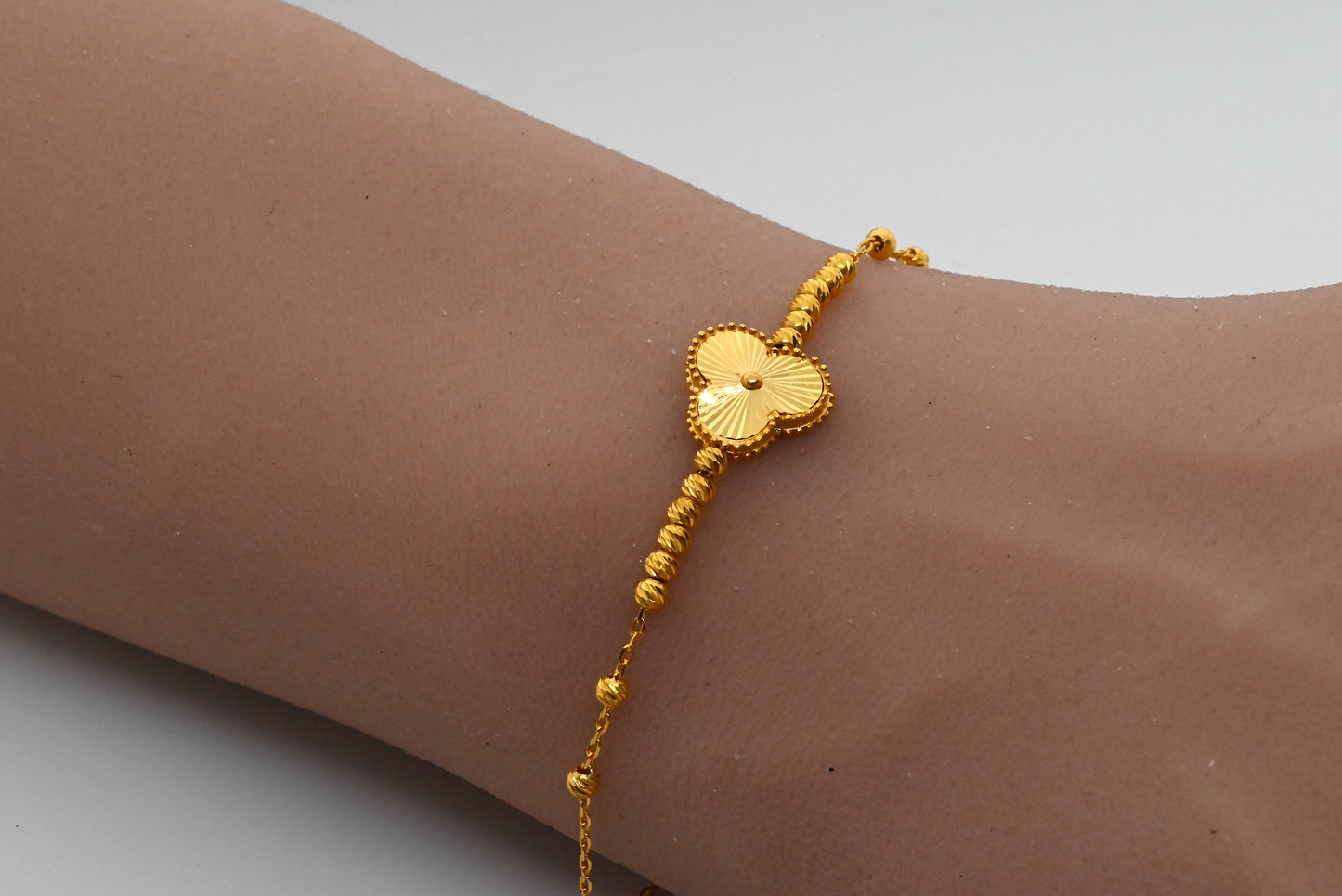 21k Gold Flower Design Bracelet