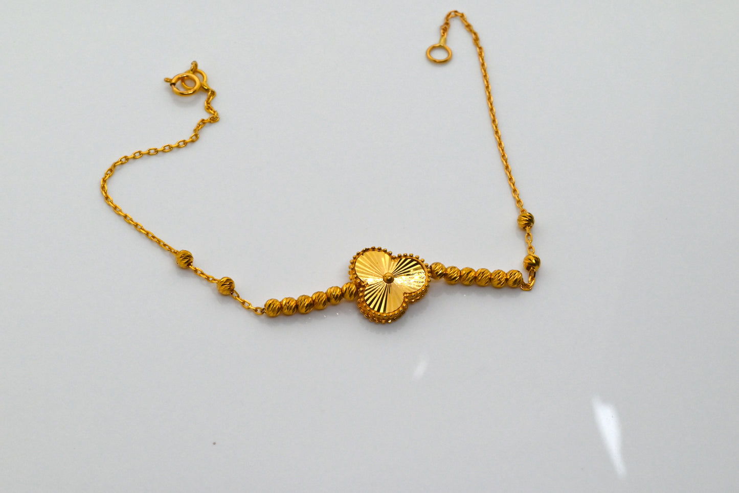 21k Gold Flower Design Bracelet