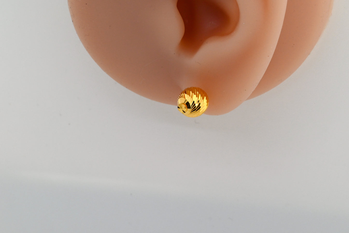 21K Gold Ball Stripe Earrings