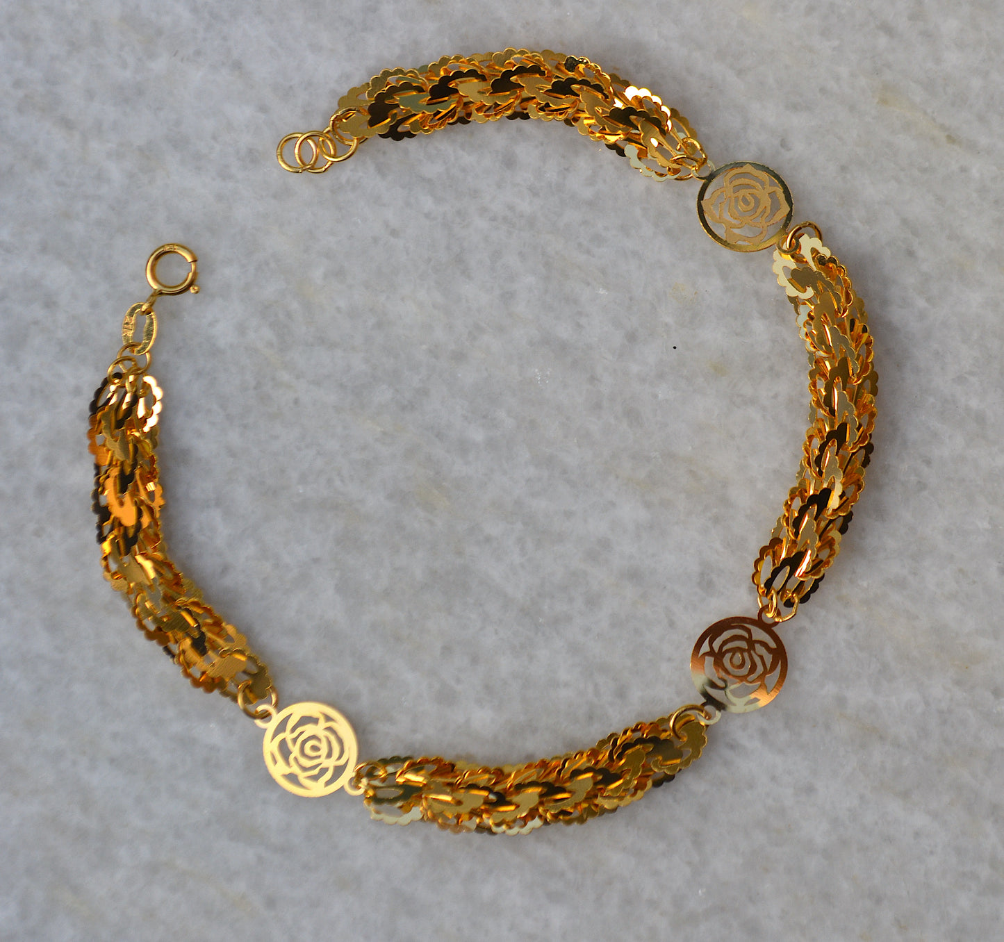 21k Genuine Gold Flower Chained Bracelet