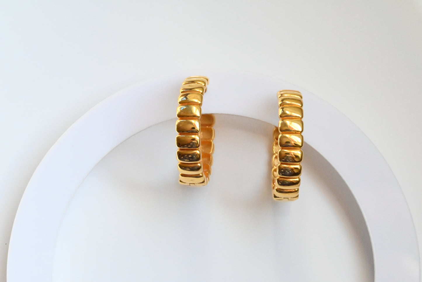 21k Hoop Earrings Square Design