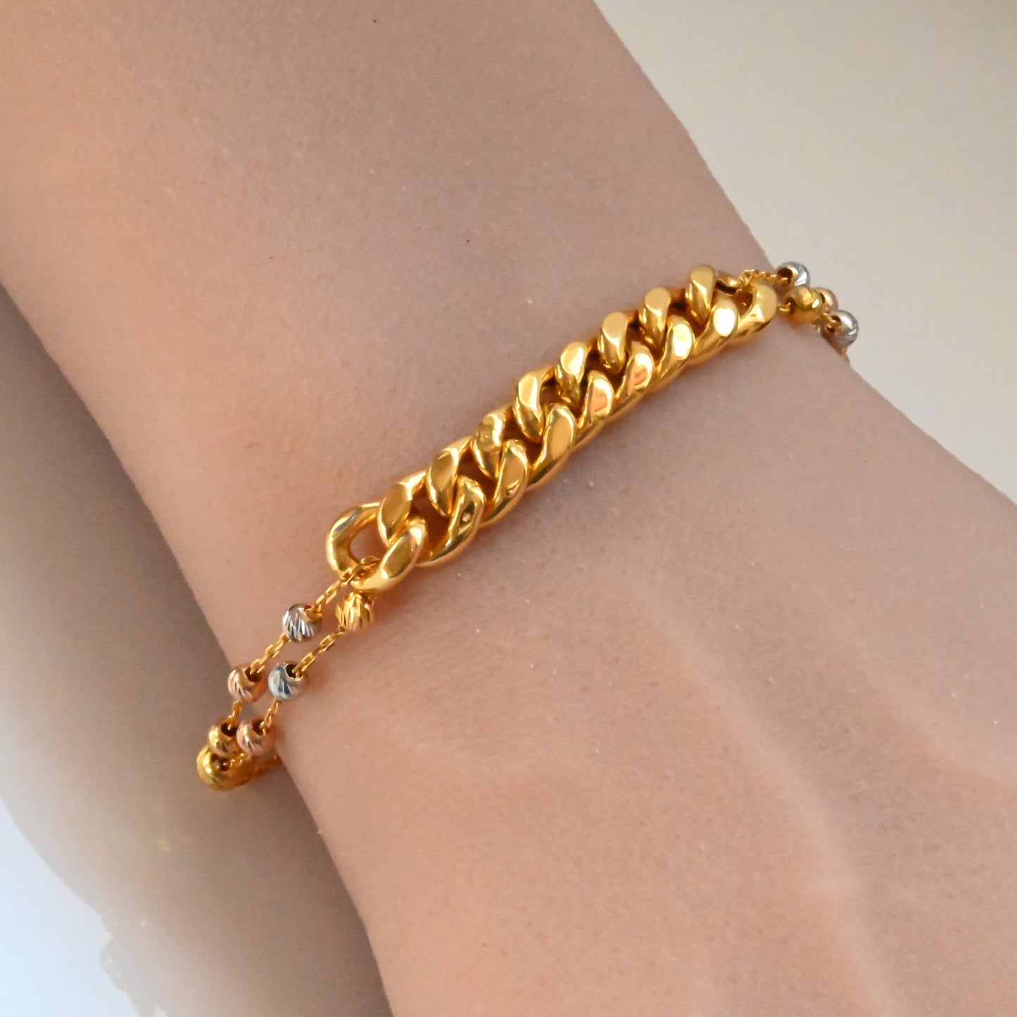 21 Karat Genuine Curb Chain Gold Bracelet