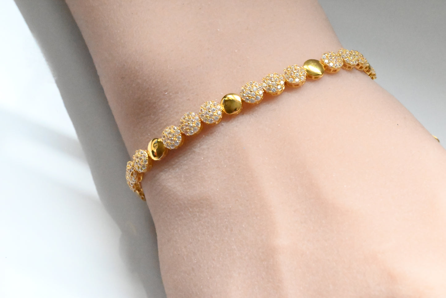 21K Bracelet With Zircon Crystal