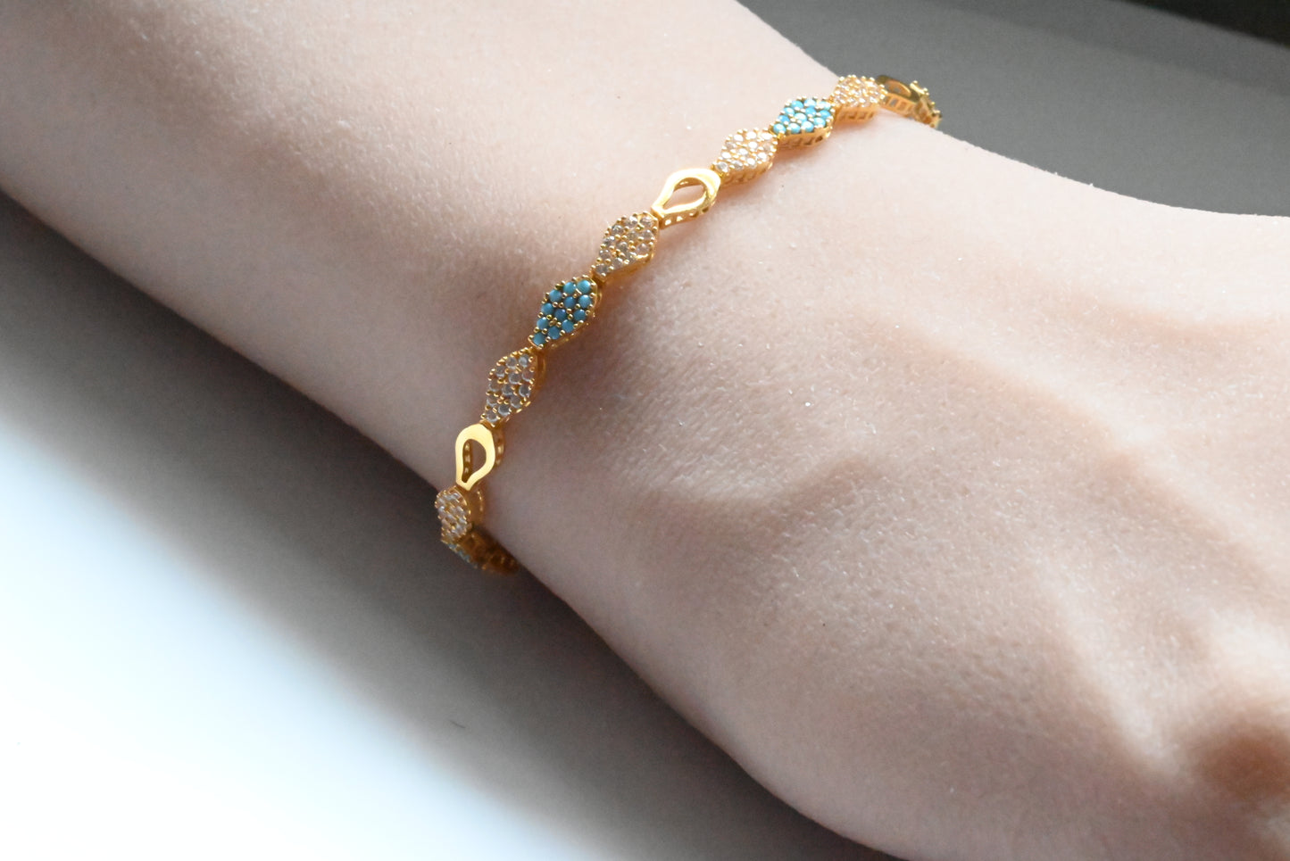 21k Bracelet With Zircon Stone