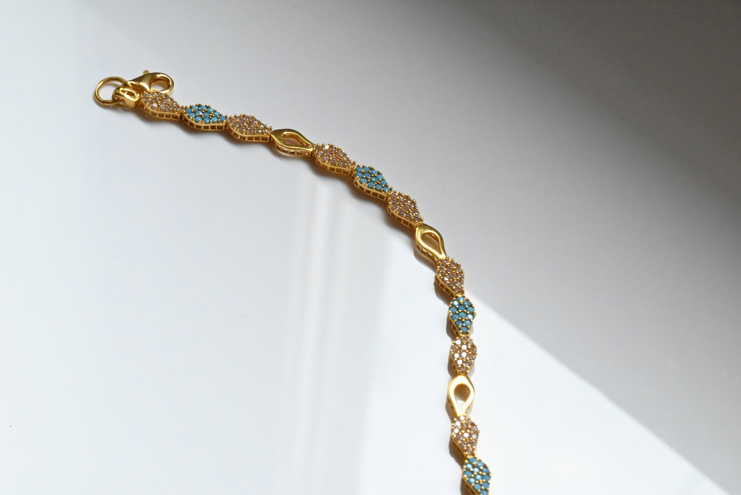 21k Bracelet With Zircon Stone