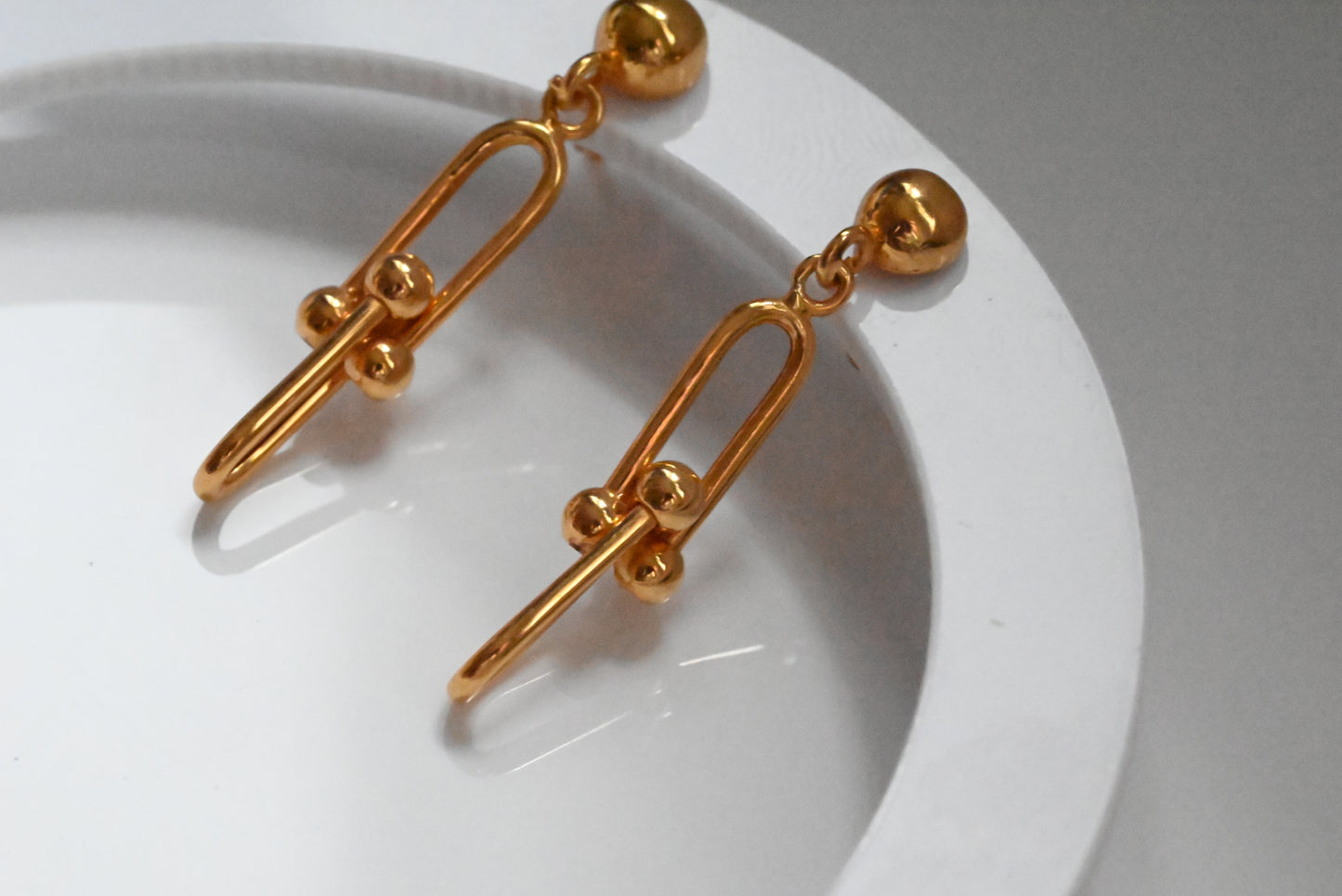 21k Dangling Gold Earrings