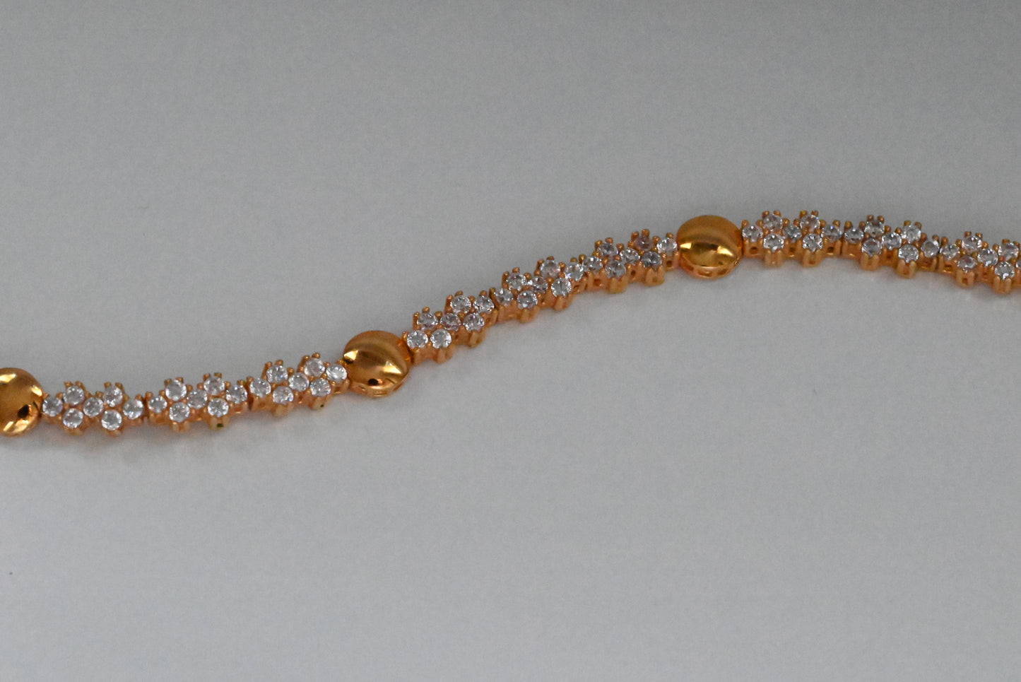 21K Bracelet With Zircon