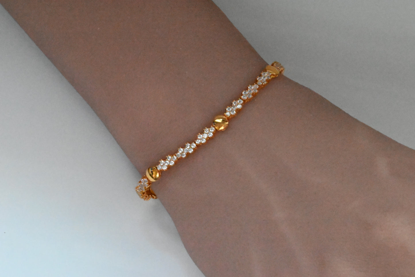 21K Bracelet With Zircon